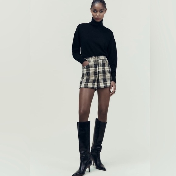 Zara Black and Cream High Waist Shorts - Picture 7 of 7